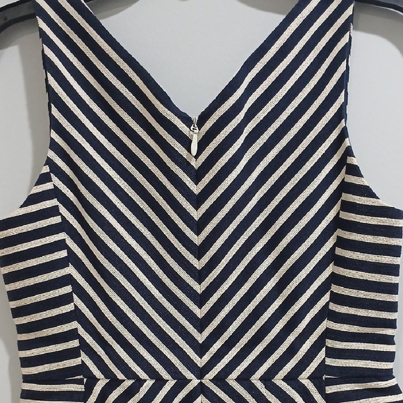 Maeve Black and White A-Line Midi Dress V-Neck Sleeveless New Without Tags - Picture 8 of 16